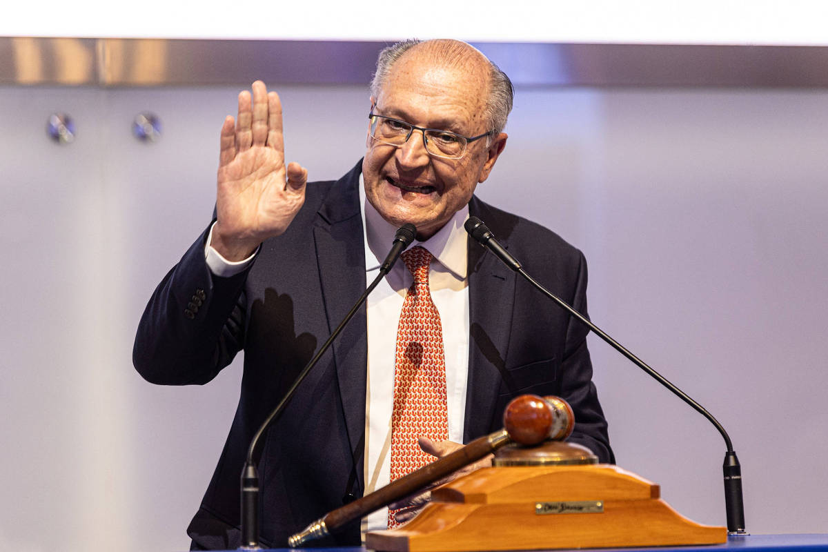 Alckmin participa de ato pela democracia em São Paulo