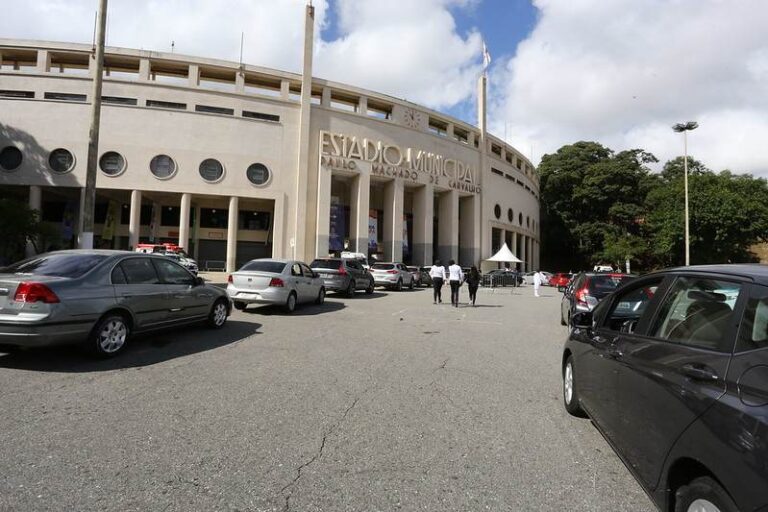 Congresso de municípios de SP debate reforma tributária na capital