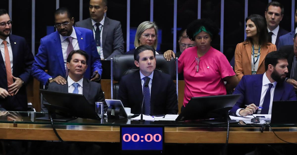 Câmara aprova regras para ações de controle no STF