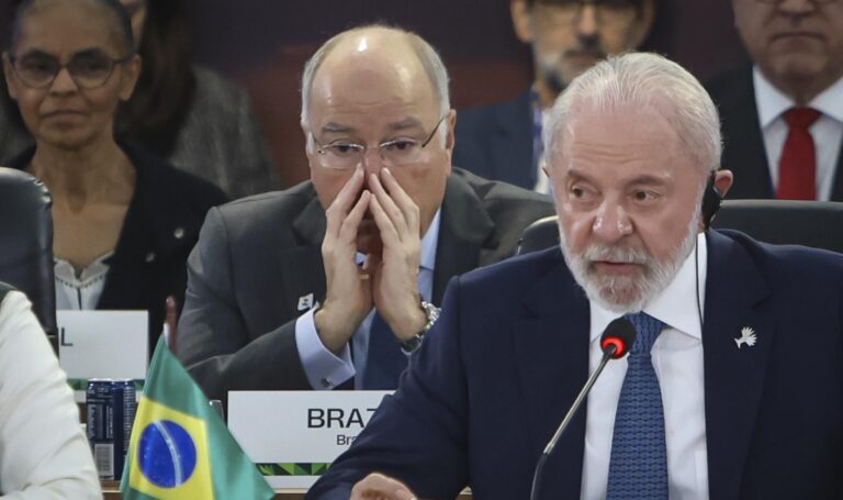 Lula reúne Brics para discutir tarifas dos EUA e futuro da OMC