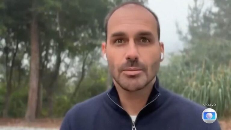 Dino afirma que mandato de deputado não permite trabalho remoto