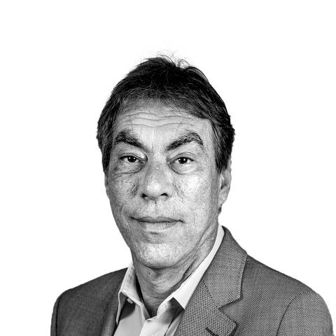 A comparação de Trump com Chamberlain: uma análise crítica