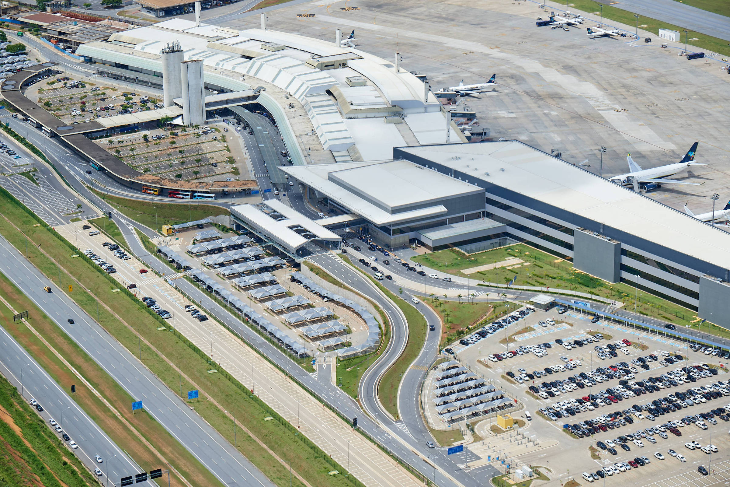 Motiva vende 20 aeroportos para empresa mexicana por R$ 11,5 bilhões