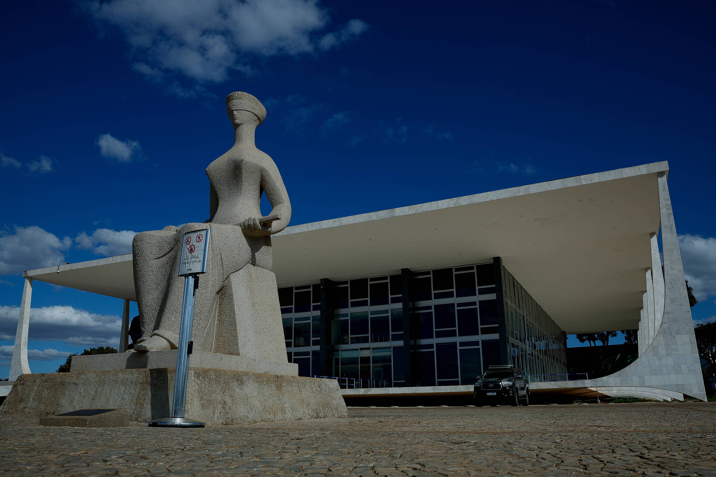 STF condena cúpula da PM do DF por omissão em ataques de 8 de janeiro