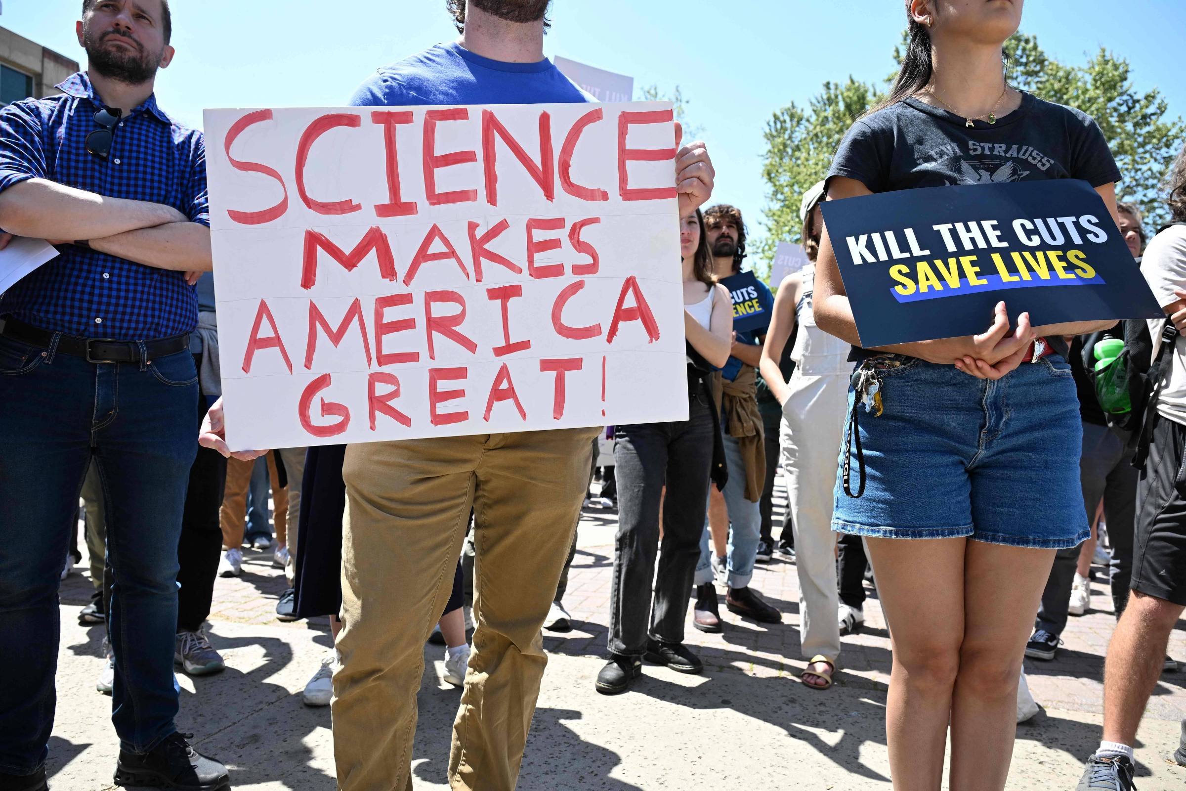2025: um ano tumultuado para a ciência nos EUA, segundo editor da Science