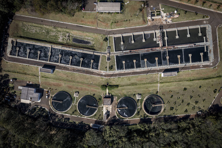 Investimentos em infraestrutura alcançam R$ 280 bilhões em 2025, mas desaceleram