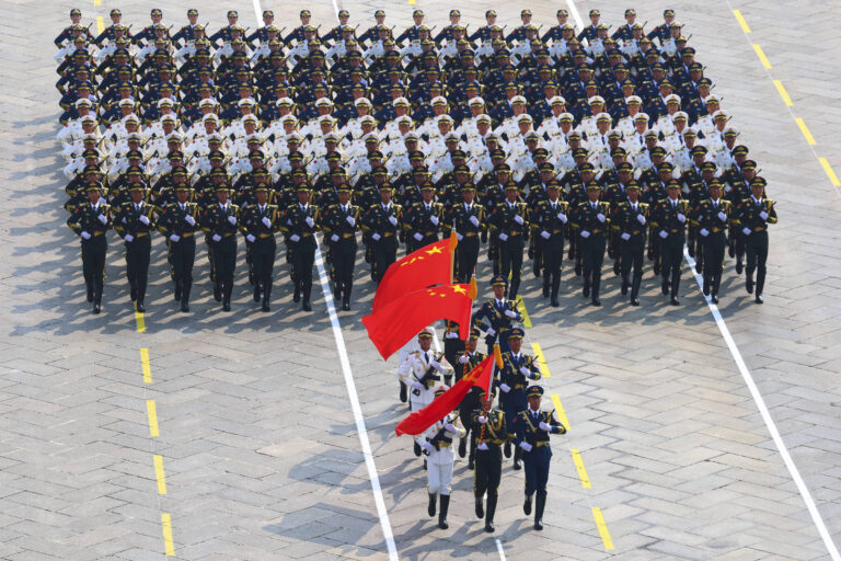 China nega conspirar com Coreia do Norte e Rússia contra Estados Unidos