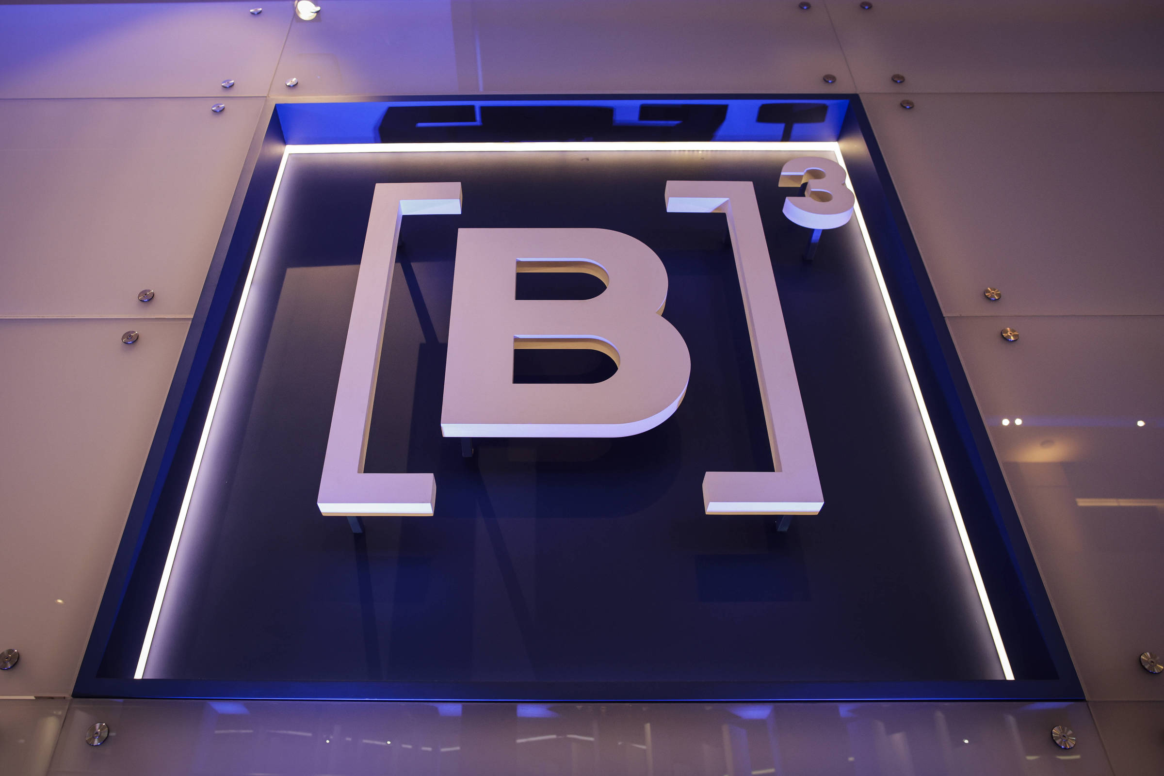 Novo horário de funcionamento da B3 começa na próxima segunda-feira
