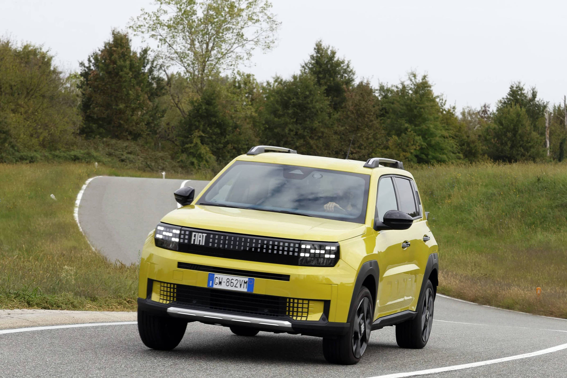 Fiat Grande Panda: novo hatch que chega em 2026