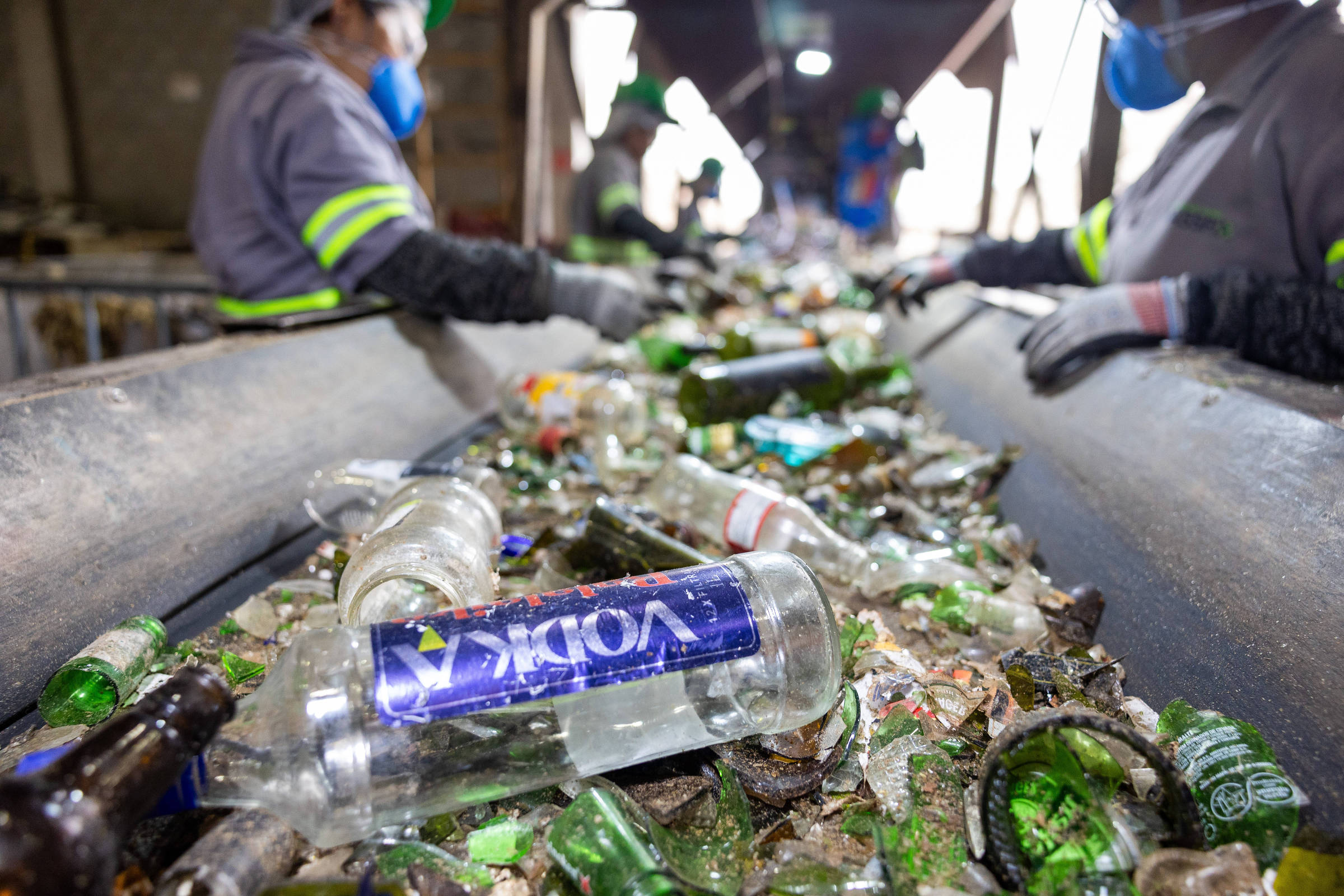 Falta de fiscalização facilita falsificação de bebidas