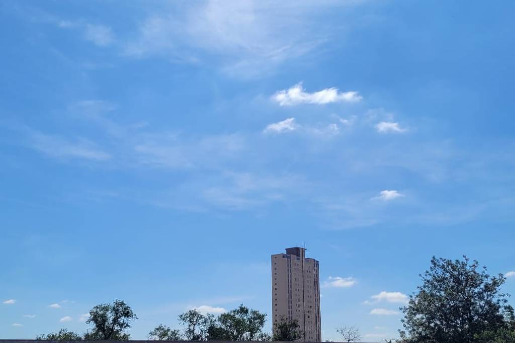 São Paulo terá dia seco com temperatura de até 25°C nesta quarta-feira