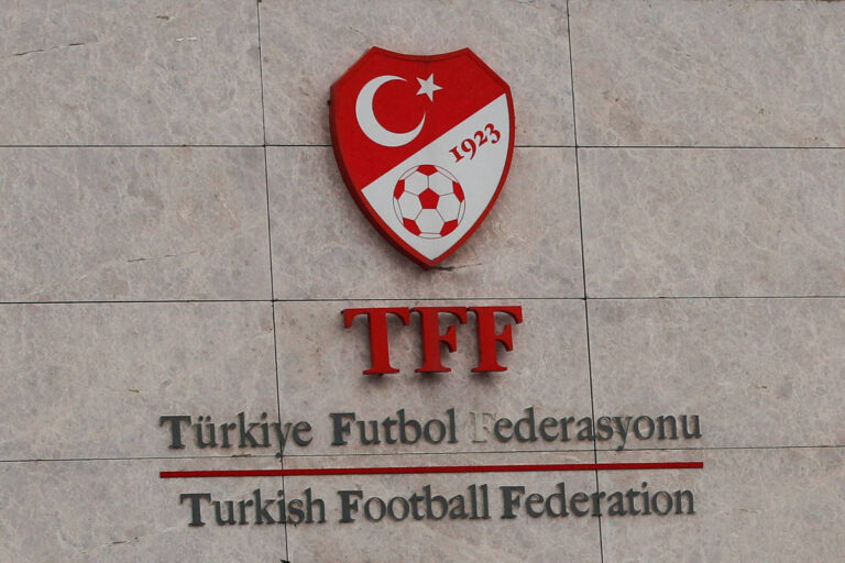 Turquia suspende árbitros após investigação sobre apostas