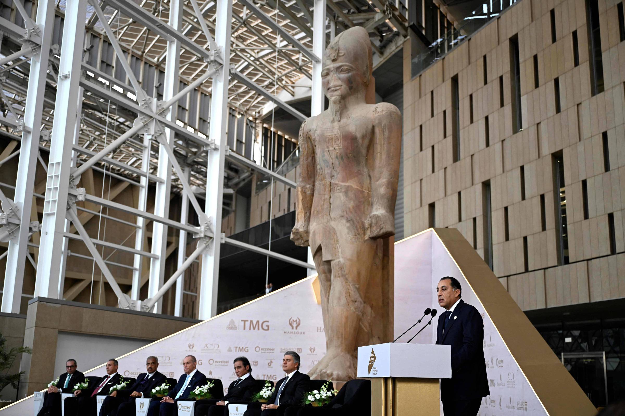 Egito inaugura museu dedicado a faraós com investimento de US$ 1 bilhão