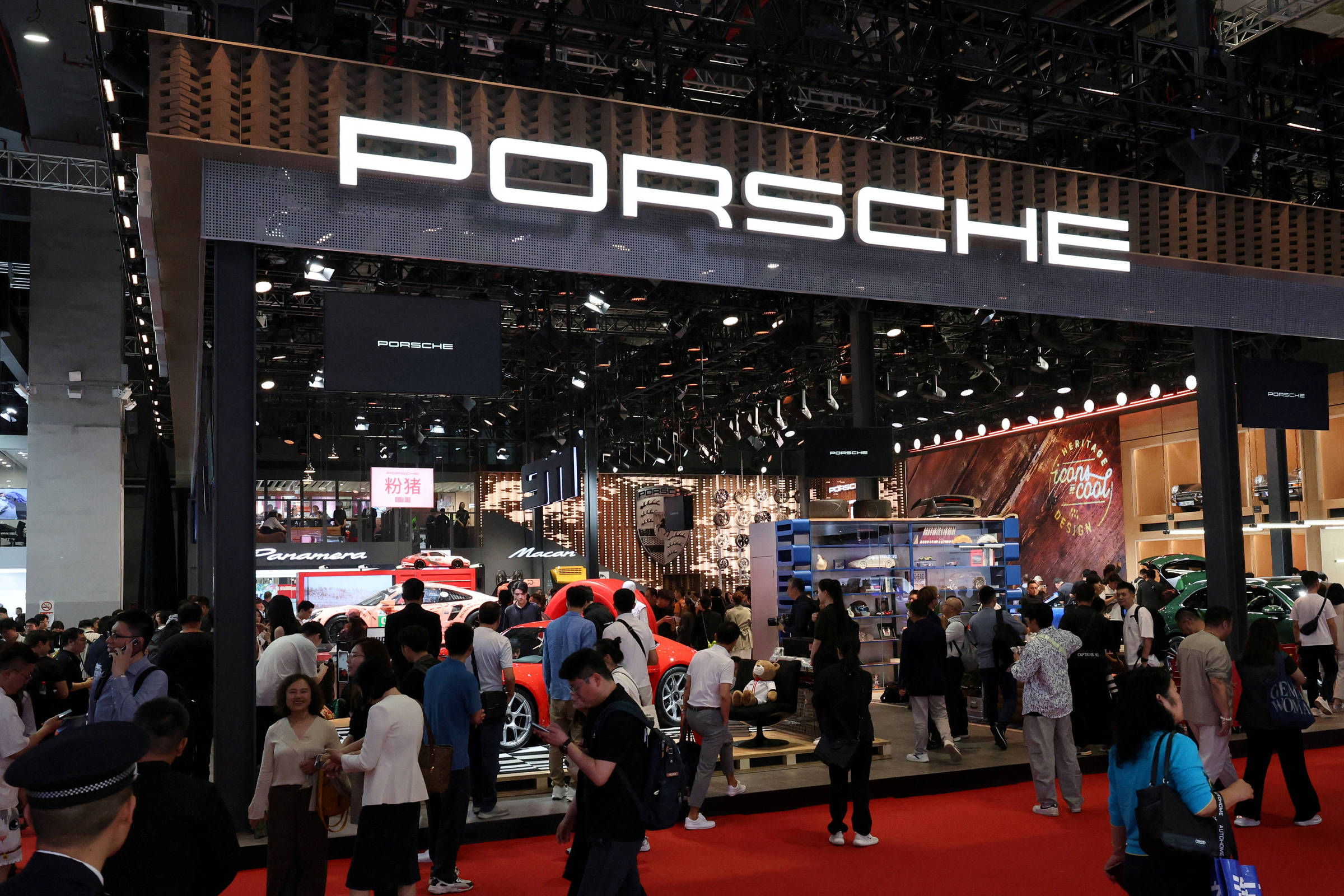 Porsche enfrenta processo de US$ 300 milhões enquanto ajusta sua estratégia de preços