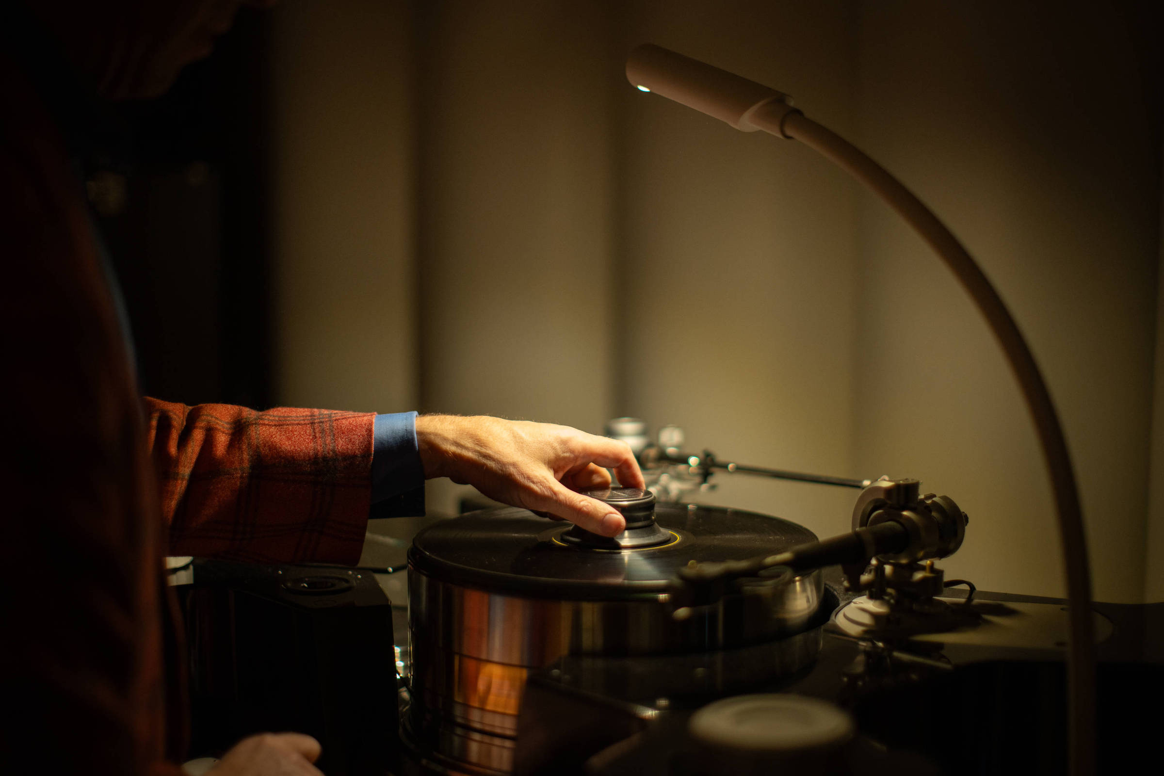 Estudo revela que ouvir música pode reduzir risco de Alzheimer