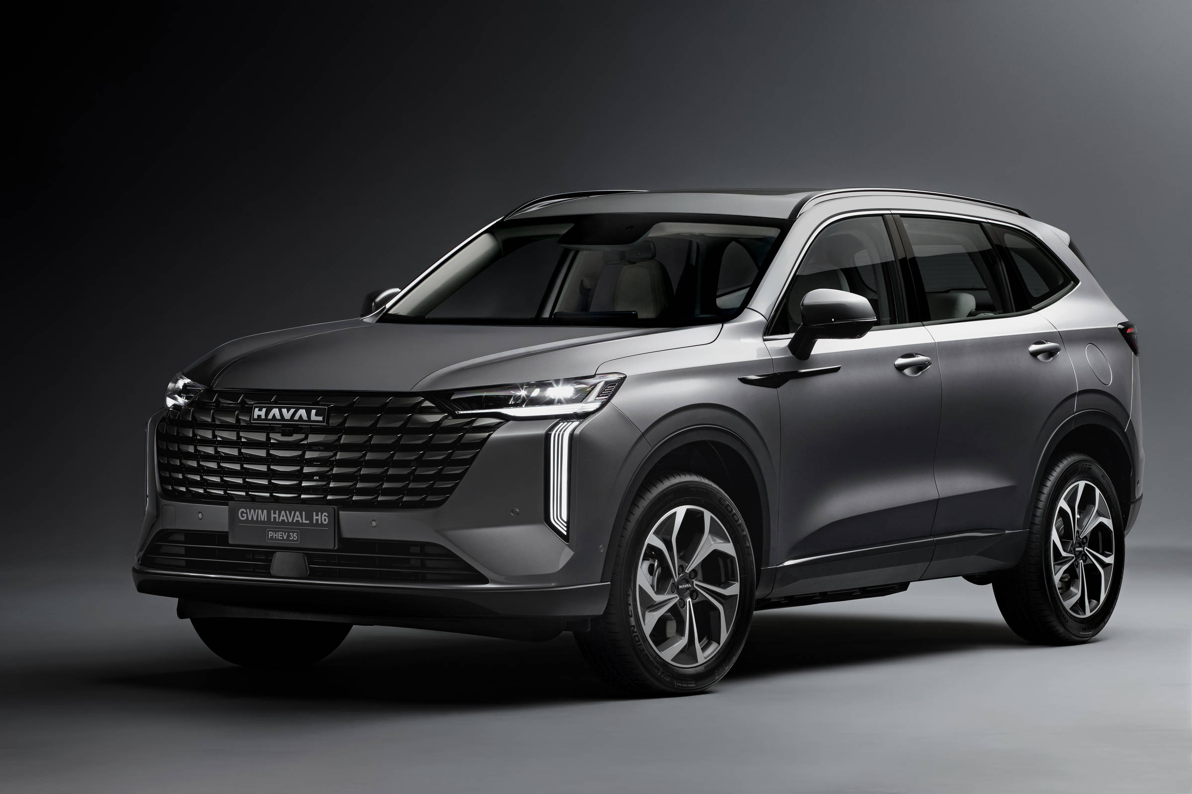 GMW apresenta Haval H6 e anuncia 12 lançamentos para 2026