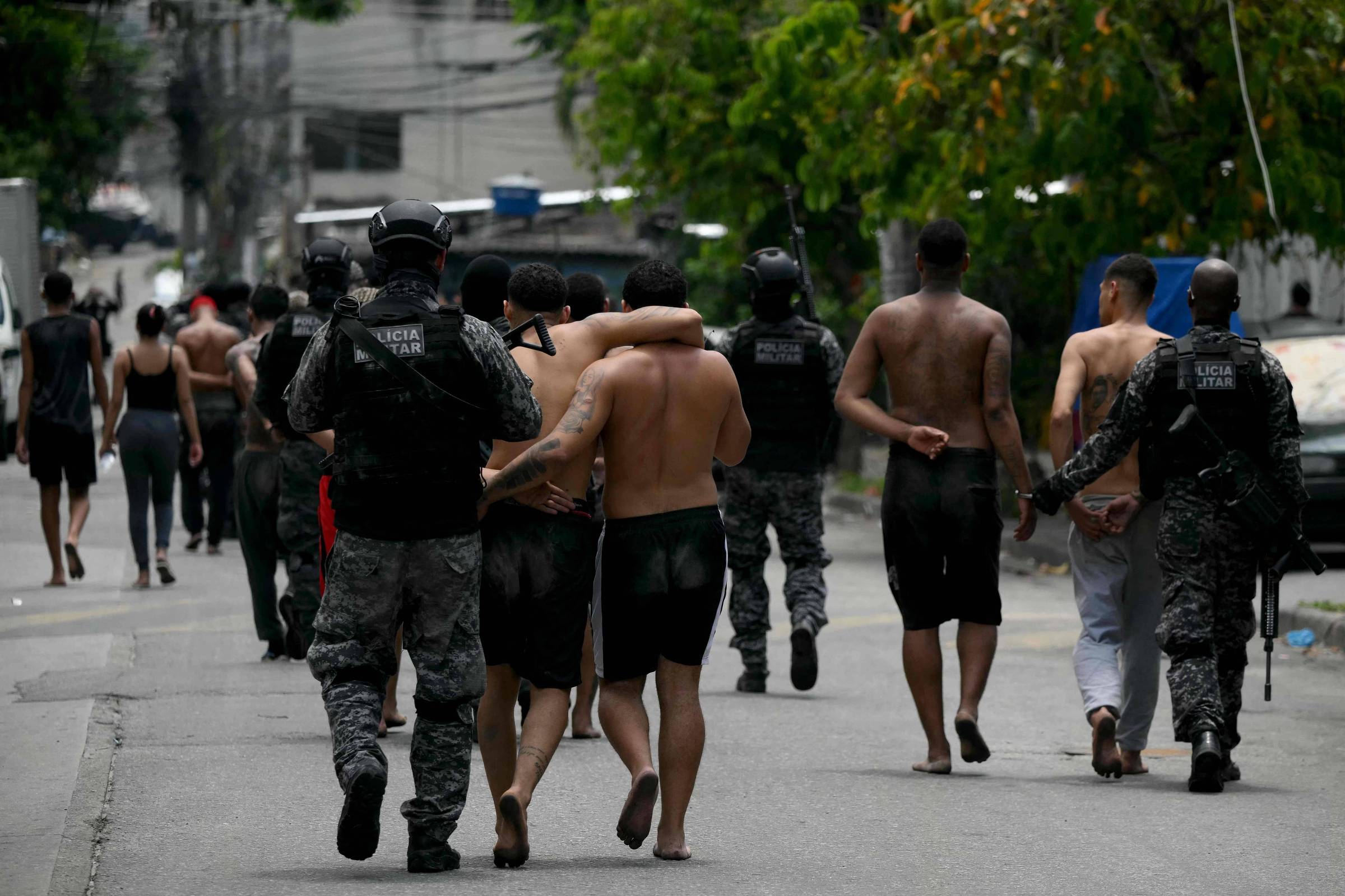 Traficantes utilizam redes sociais para promoção de apostas ilegais no Rio