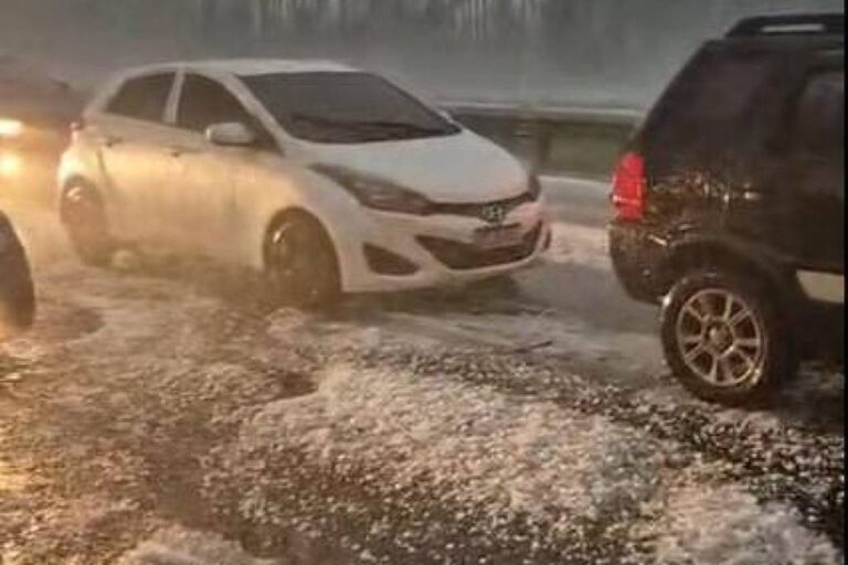 Enchente em Hortolândia causa morte de mulher após carro ser arrastado