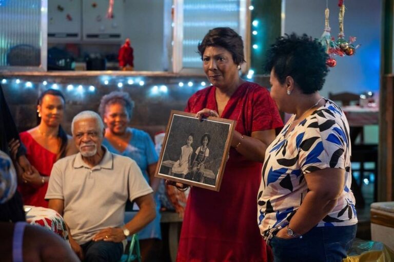 Estreia de 'O Natal dos Silva' traz reflexões familiares na TV