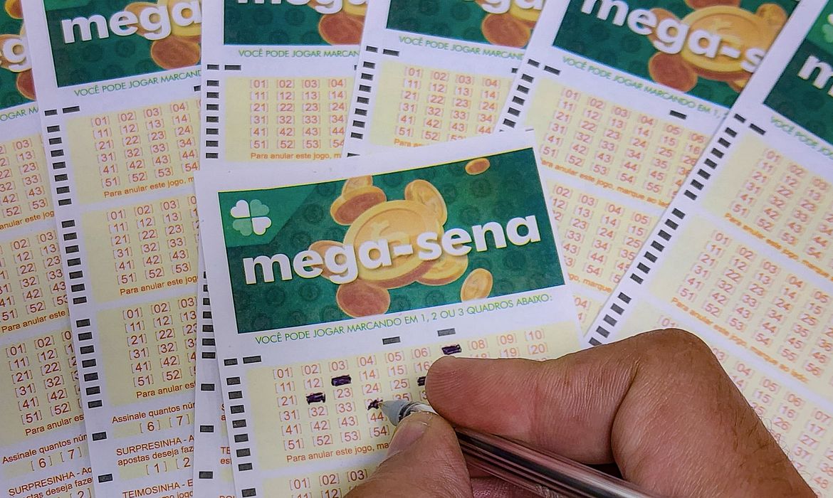 Prêmio da Mega-Sena deste sábado chega a R$ 27 milhões