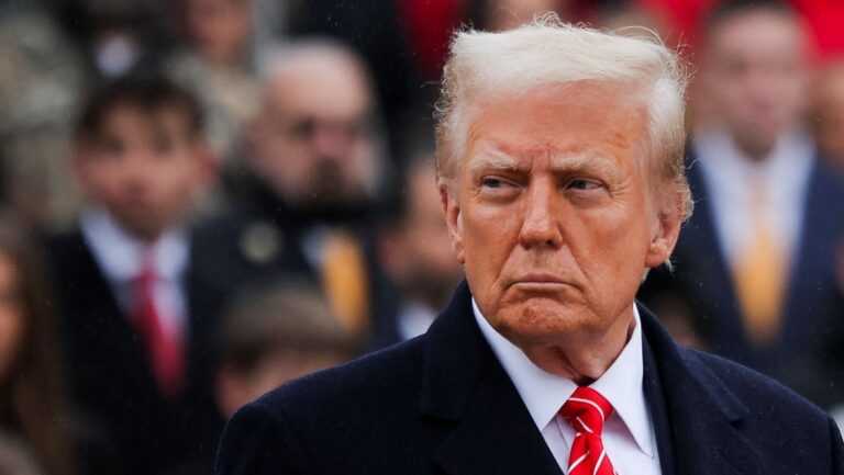 Trump considera estado de emergência em Washington