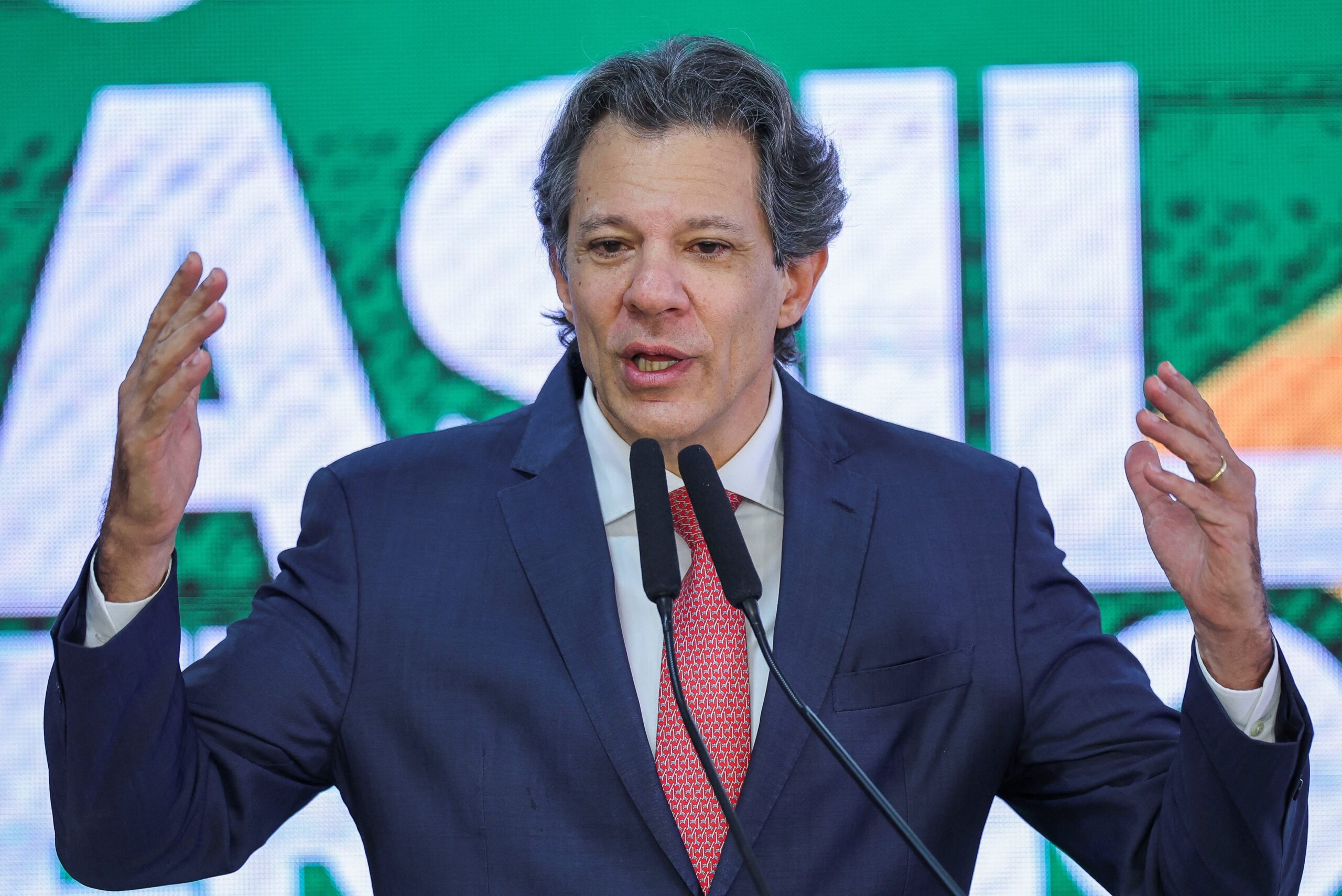 Áudio de Haddad dizendo que governo vai ‘taxar tudo’ em ano eleitoral é falso