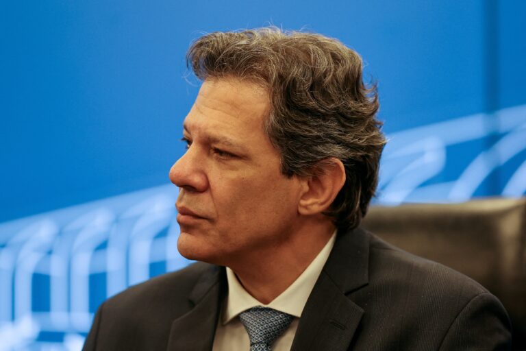 Haddad repudia calote em precatórios e busca equilíbrio fiscal sustentável
