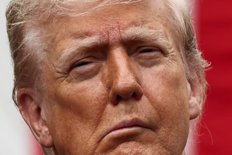 Taxa de US$100.000 para vistos H-1B impacta tecnologia