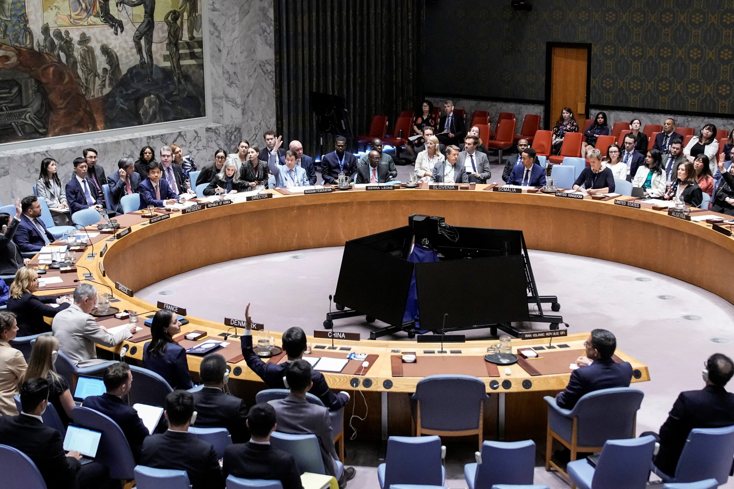 ONU restabelece sanções contra Irã após descumprimento nuclear