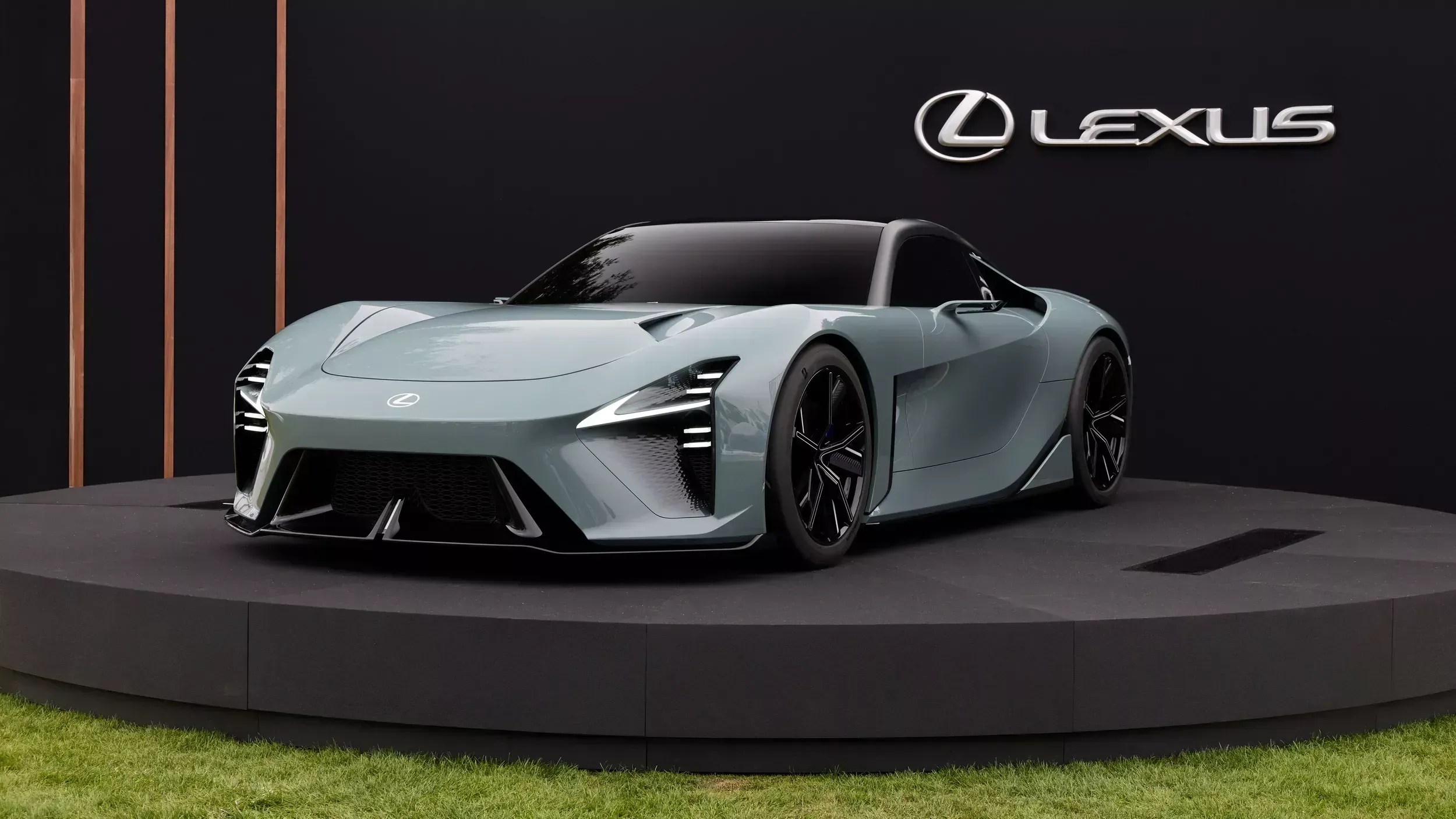Lexus apresenta carro conceito para 2026 com design inovador