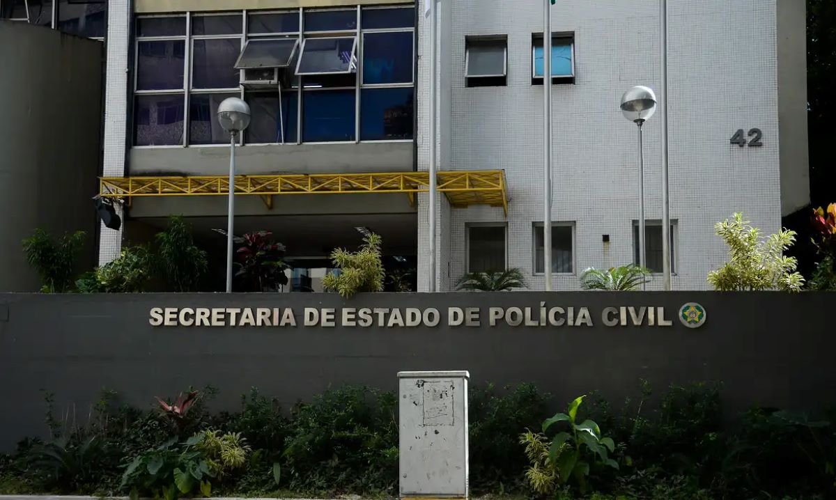 Vereador é preso em flagrante durante operação contra facção na Baixada Fluminense