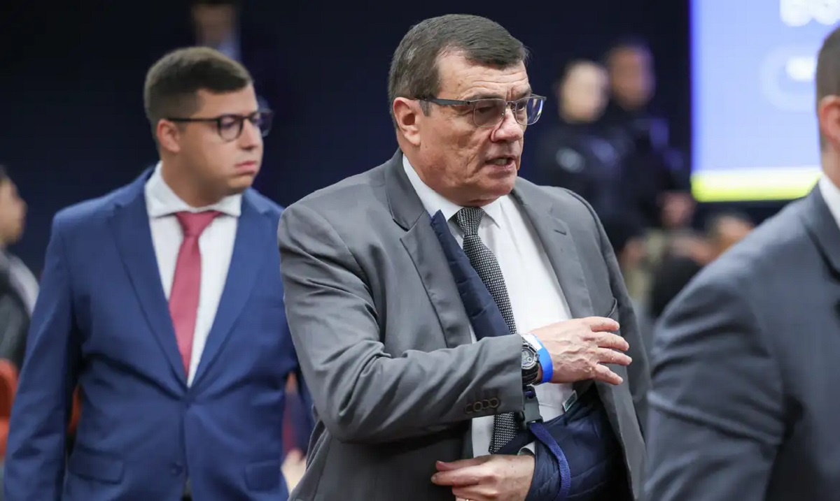Recursos do ex-ministro da Defesa na ação do golpe