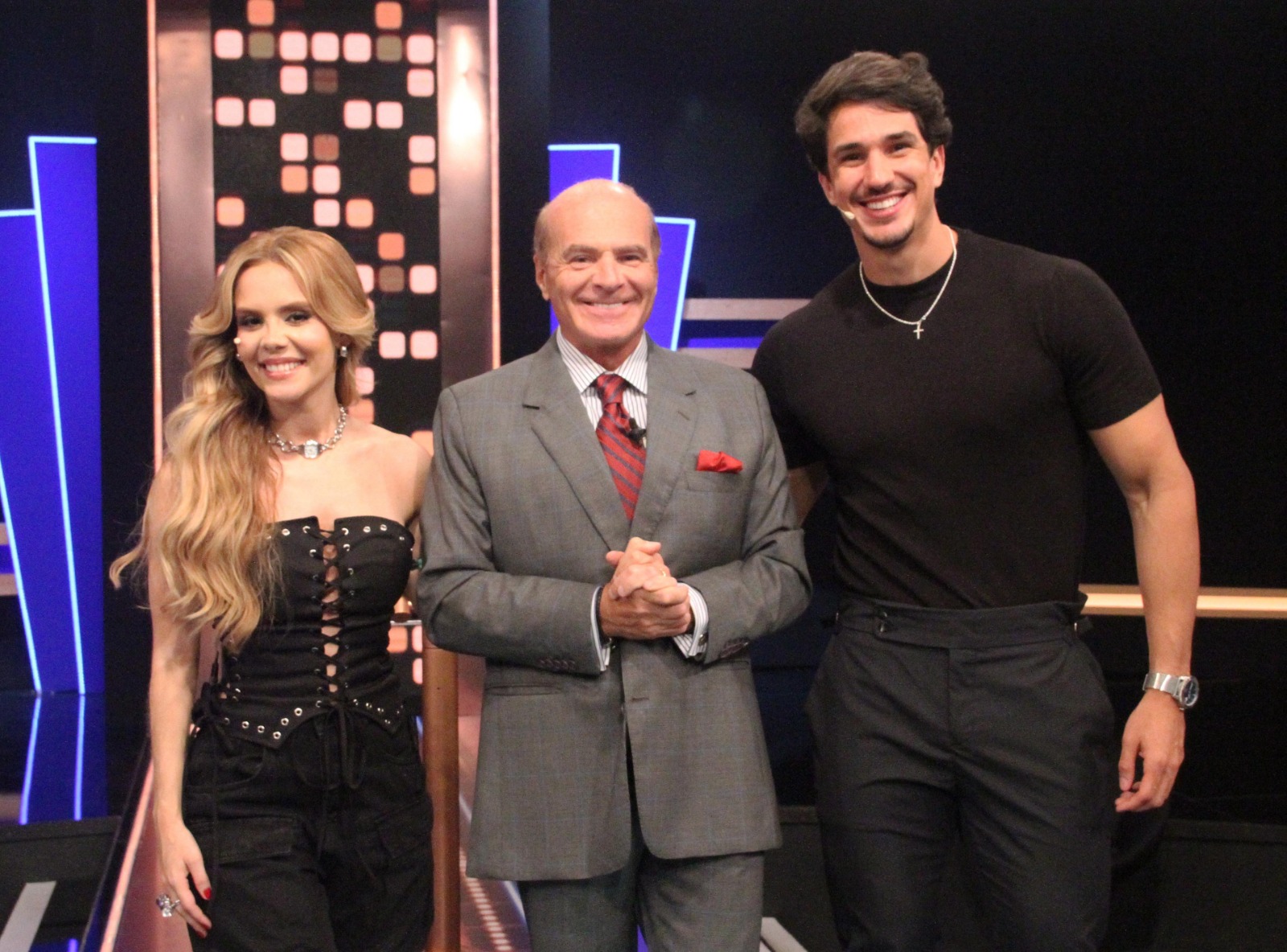 Gabriel Veiga erra sobre meses em game show com Marcelo de Carvalho