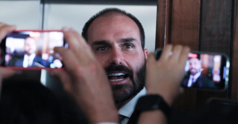 Polícia Federal investiga Eduardo Bolsonaro por conduta nos EUA