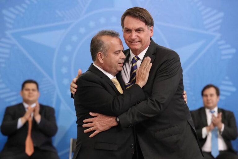 Bolsonaro solicita visita de senador do PL ao STF