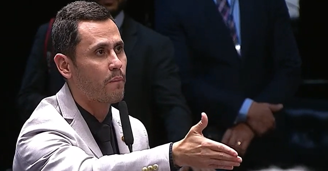 Senador Cleitinho critica PEC da Blindagem como “murro na cara da população”