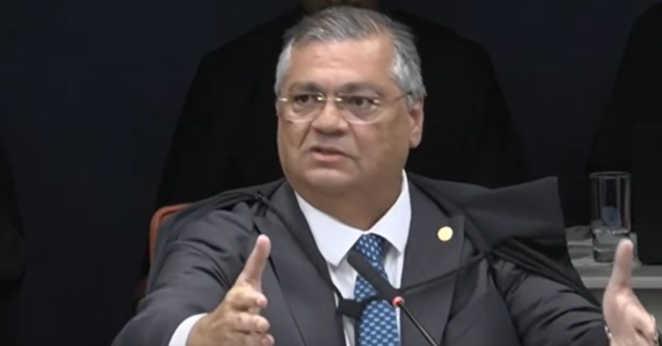 Flávio Dino defende críticas ao STF, mas condena ataques pessoais