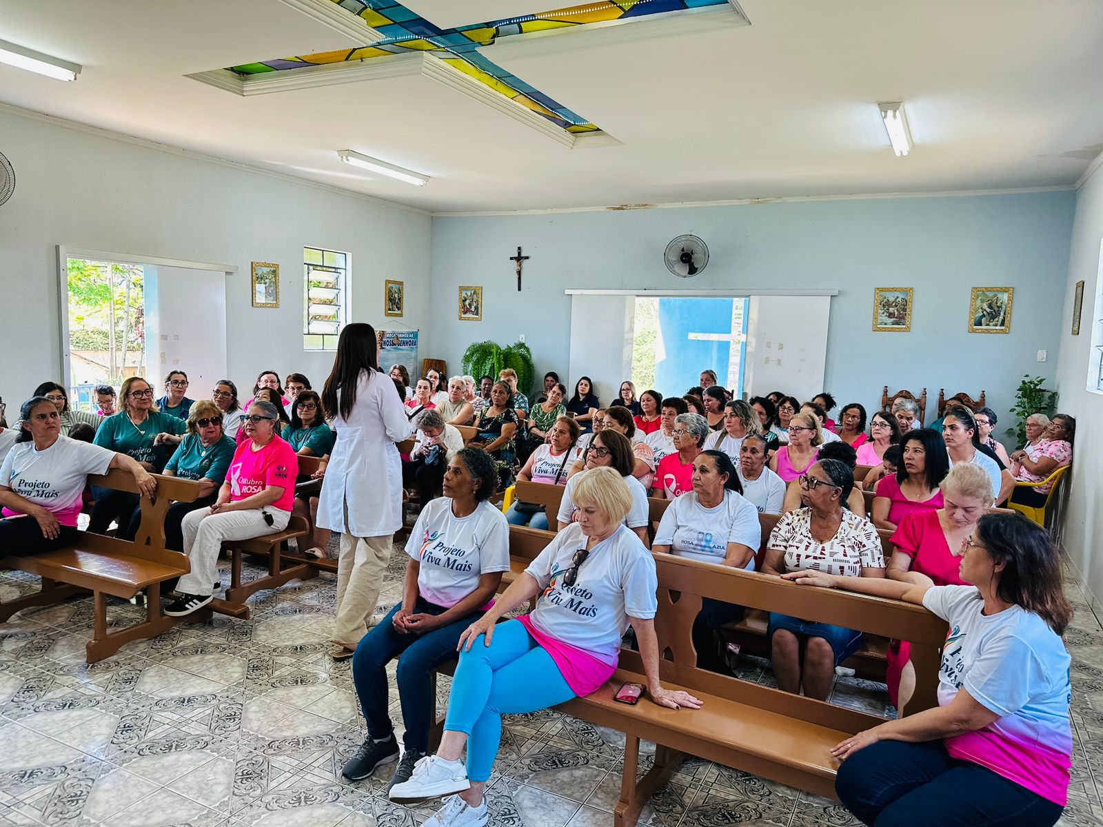 Outubro Rosa mobiliza idosos em Cambira