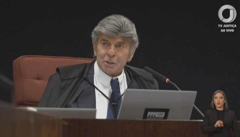 Fux vota pela anulação de ação contra réus por incompetência do STF