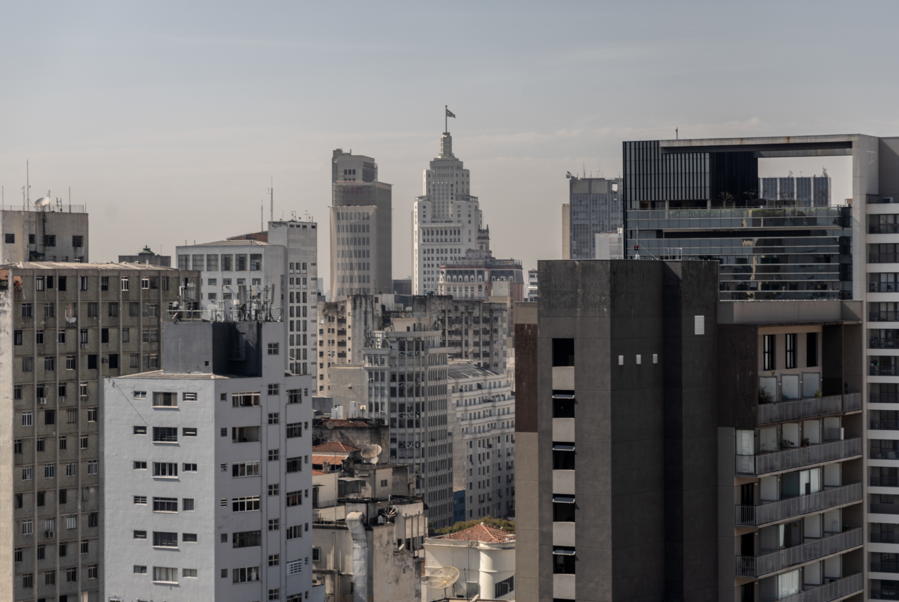 Estrangeiros investem no Brasil apostando em eleições favoráveis