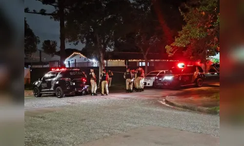 Confronto em Curitiba resulta na morte de suspeito após roubo de veículo