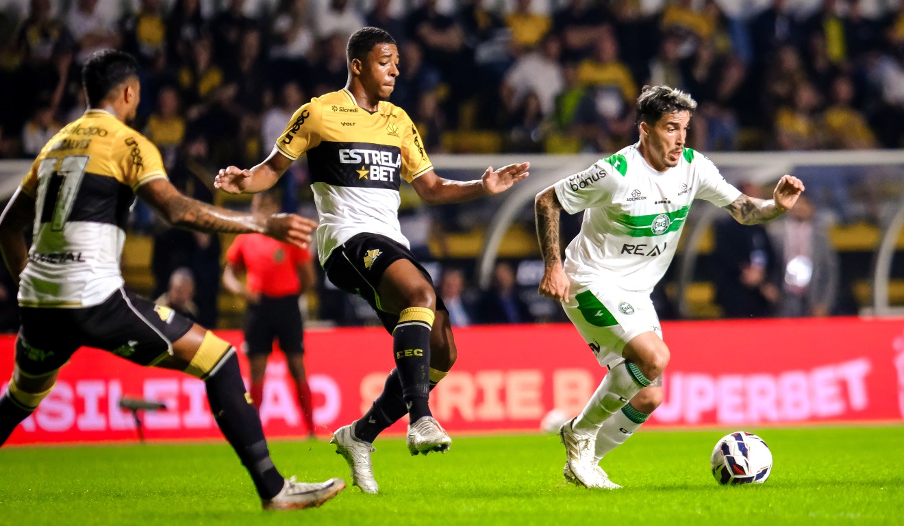 Coritiba e Criciúma duelam pela liderança da Série B