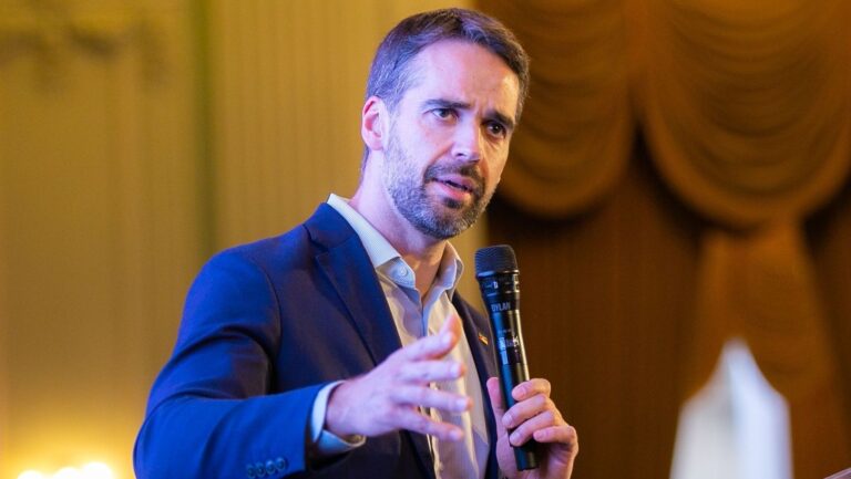 Aprovação do governo Leite no Rio Grande do Sul cai para 58%