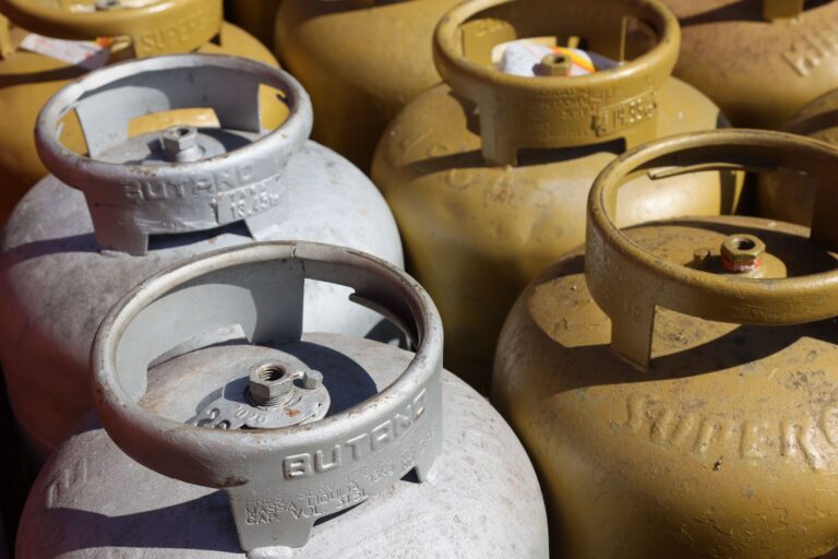 Governo reserva R$ 5 bilhões para novo programa de auxílio gás em 2026