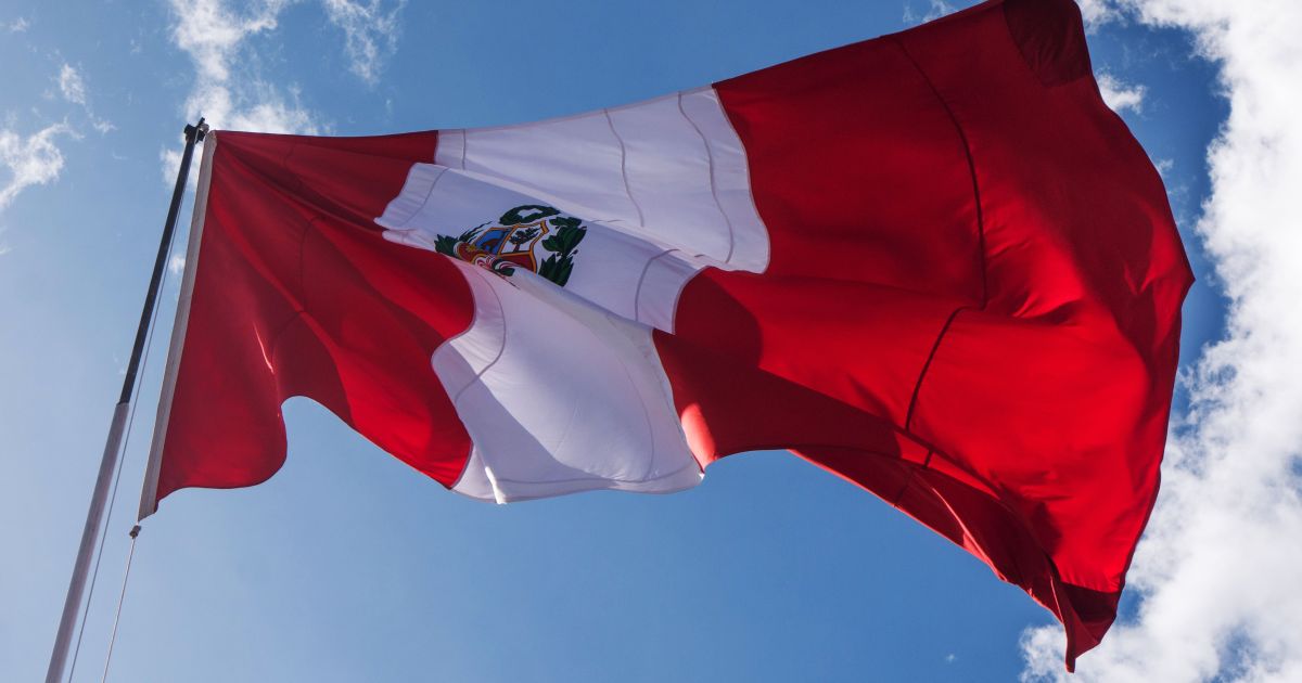 Acidente trágico no Peru envolve músicos bolivianos e deixa 14 mortos