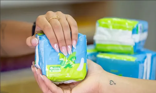 Debate sobre dignidade menstrual ganha força nas redes sociais