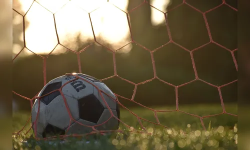 Athletico-PR busca vitória decisiva contra América-MG na Série B