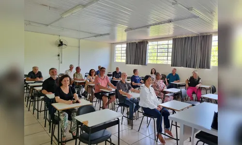Quarenta anos de formatura: ex-alunos da Unespar celebram legado