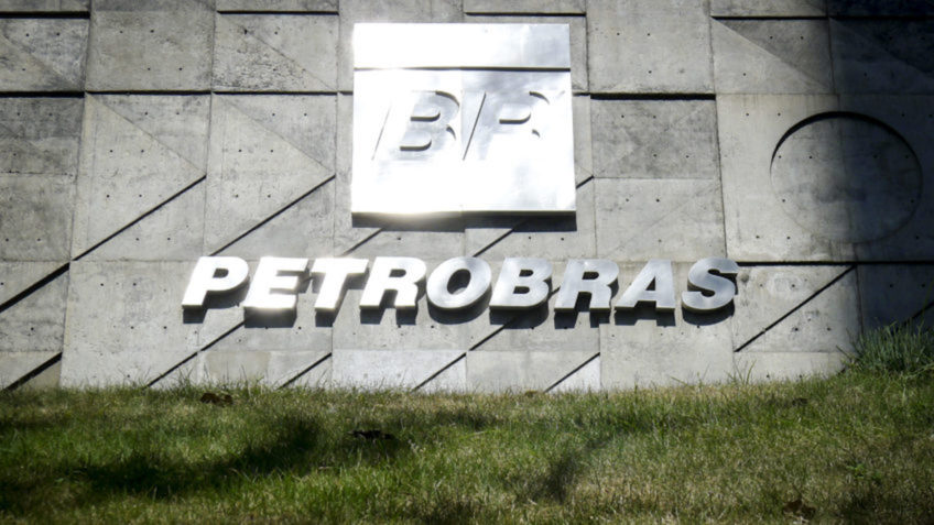 Petrobras capta 2 bilhões de dólares com venda de títulos