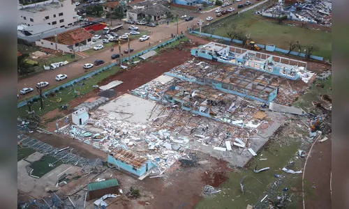 Feridos em tornado no Paraná chegam a 750
